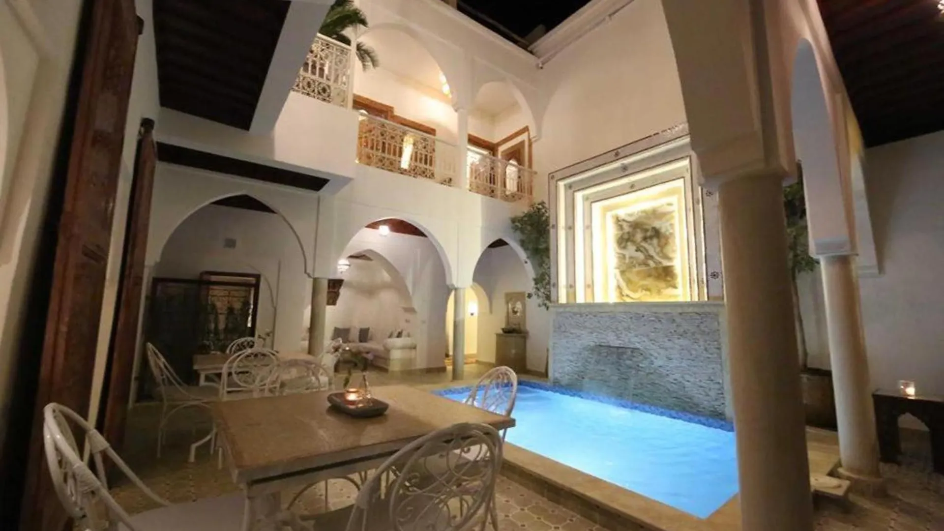 ベッド・アンド・ブレックファスト Riad Oum H&N B&B マラケシュ